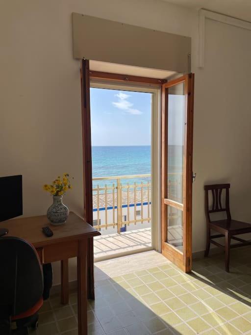 Panoramico Appartamento Lido Conchiglie Gallipoli Zewnętrze zdjęcie